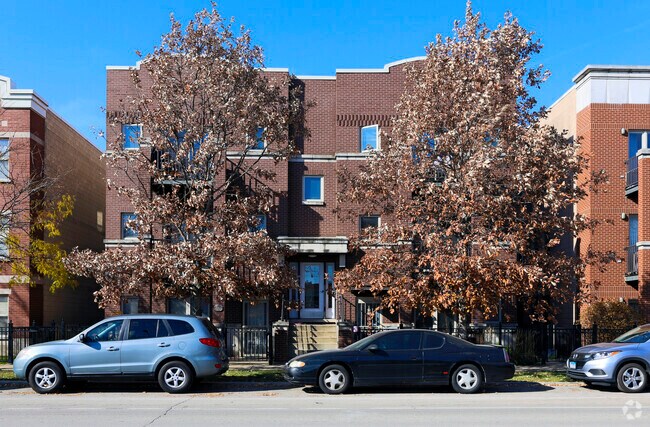 Building Photo - 1258 S Blue Island Ave Unit 201 Rental