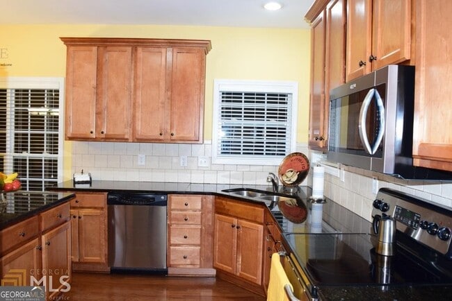 Photo - 45 Greenview Dr