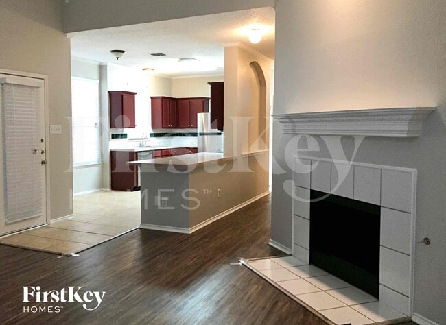 Photo - 424 Valley View Dr