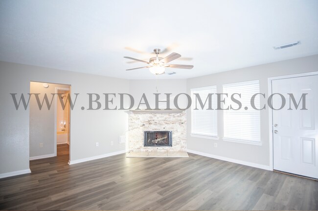 Photo - 5365 Tallowwood Terrace