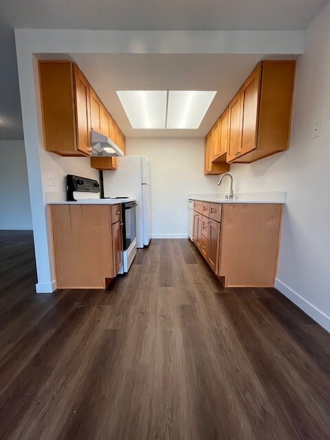 Twin Firs Condominiums