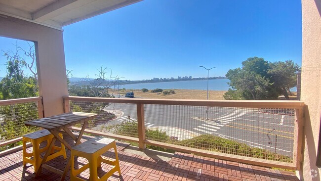 Building Photo - Water Views Bayfront Living– Light-Filled ... Unit 355 Rental