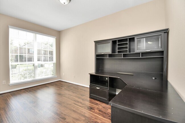 Photo - 6843 Bears Path Ln
