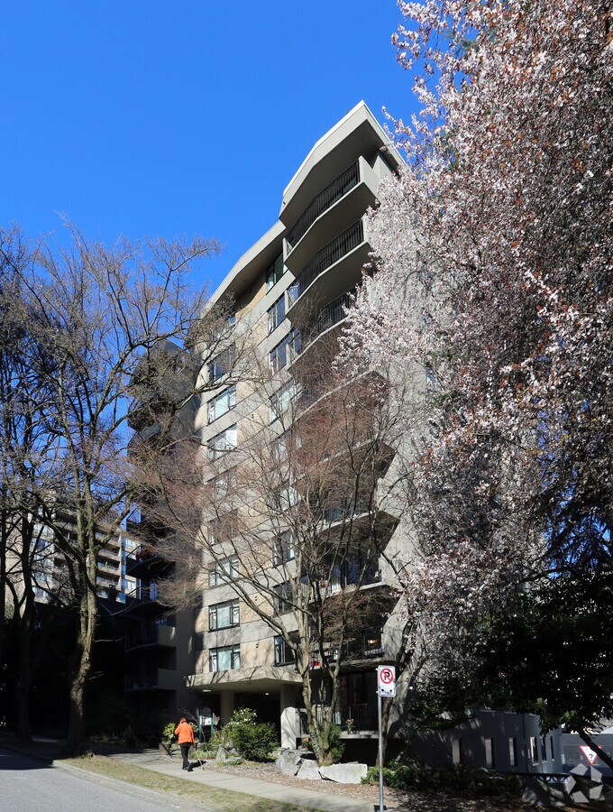 Photo - Villa Esto Apartments