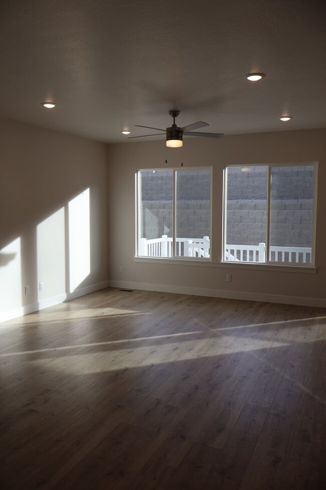 Photo - 4805 S Heartwood Rd