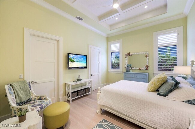 Photo - 425 Harbour Dr