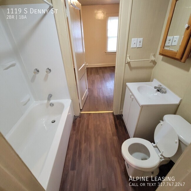 Photo - 1119 S Denny St