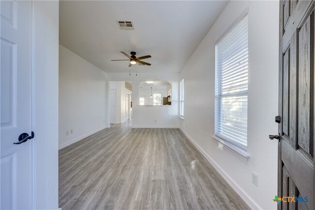 Photo - 15218 Parrish Ln