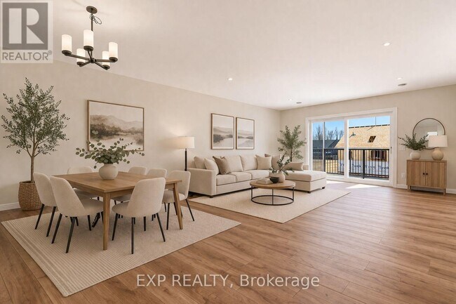 Photo - 448 Falcon Ln