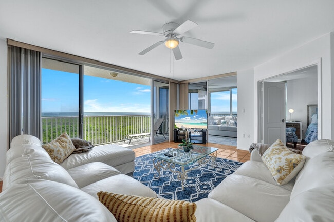 Building Photo - 6361 Pelican Bay Blvd Unit 904