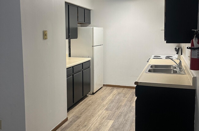 Photo - Crescent Park Apartments