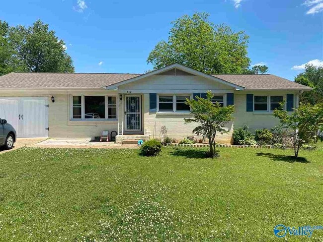 Building Photo - 512 Clift Dr