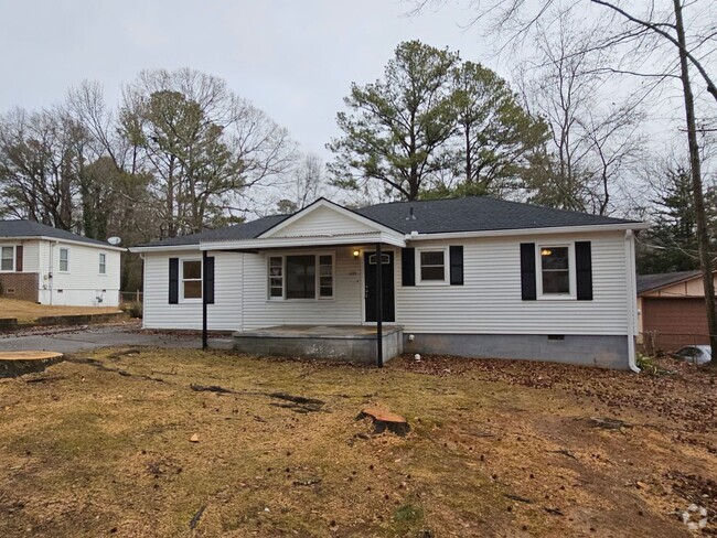 Building Photo - Renovated Mableton 3 Bedroom 2 Bath Home f...