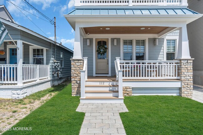 Photo - 112 14th Ave