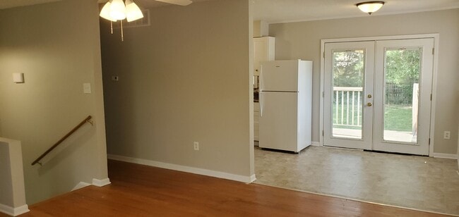 Photo - 3 bd, 2 ba house N cental Columbia, near V...
