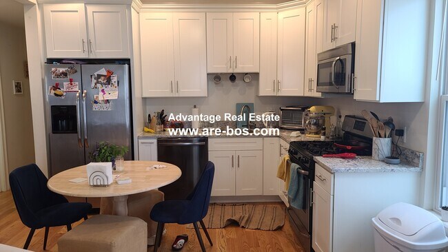 Photo - 121 Webster Ave Apartment Unit 2