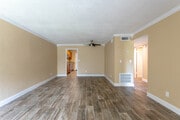 3bd 2ba 1230 SF Premium