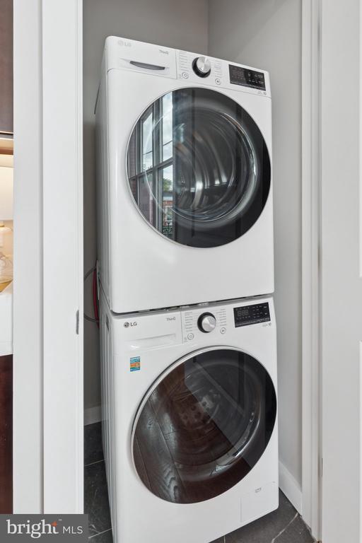 Photo - 100 Forrest Ave Unidad 204