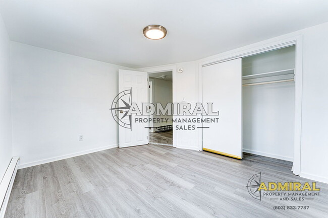 Building Photo - 6 Dora Dr Unit B