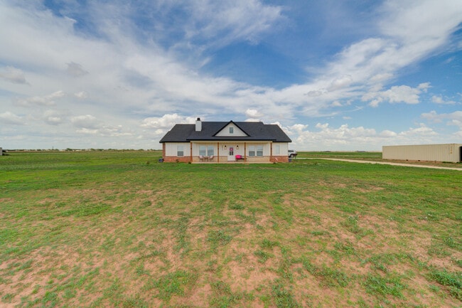 Photo - 9012 N County Rd 2700