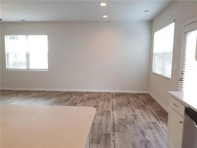 Photo - 102 Mansie Park Dr