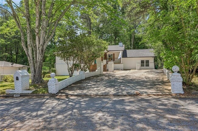 Photo - 3898 Skidmore Dr