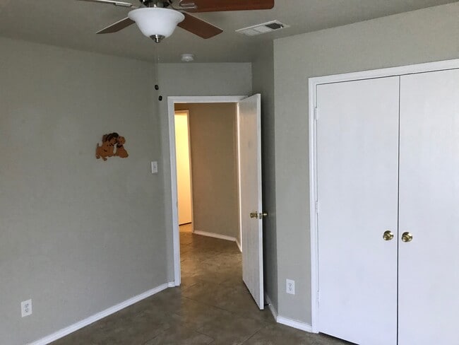 Photo - 713 Cooper Ln