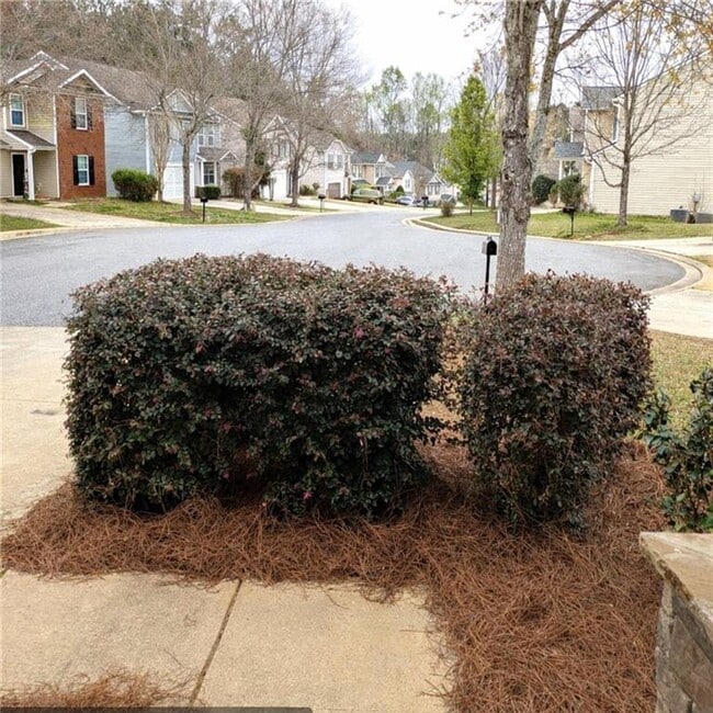 Photo - 3075 Whittier Way