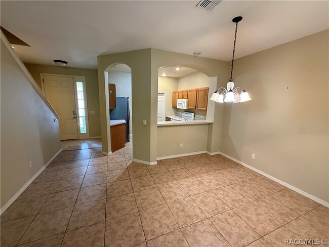 1658 W Spring Meadow Loop