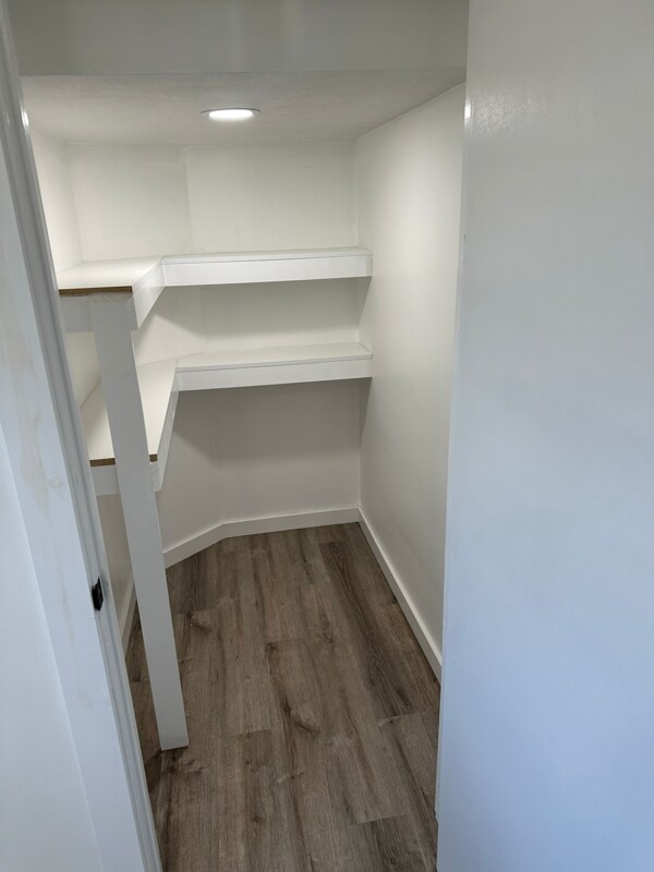 Photo - 4233 E 38th St Unidad 4233 e 38th st  C