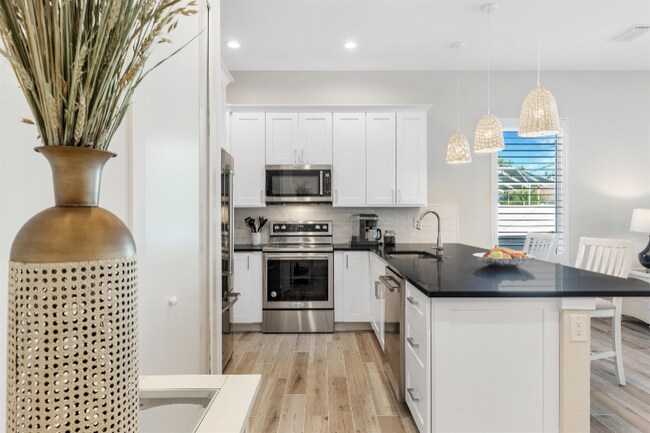 Photo - 767 110th Ave N