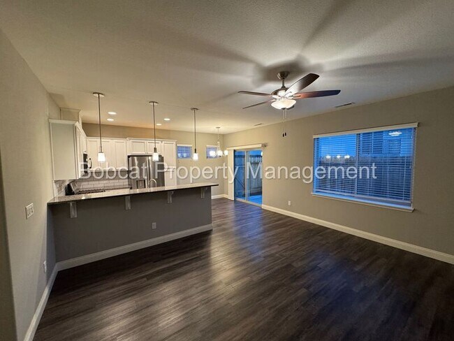 Photo - 1299 Saltern Dr