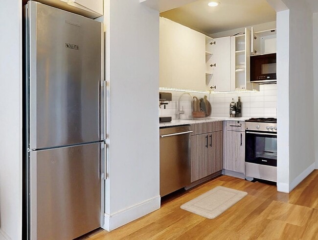 Photo - East 26th Street Unidad 5RN