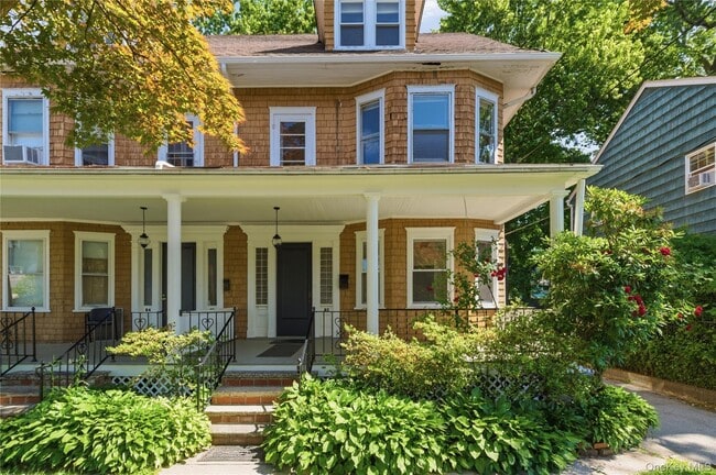 Photo - 82 Quinby Ave