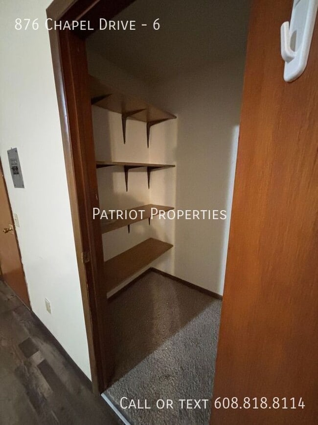 Photo - 876 Chapel Dr Unidad 6