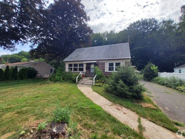 Building Photo - 707 Circular Ave Rental