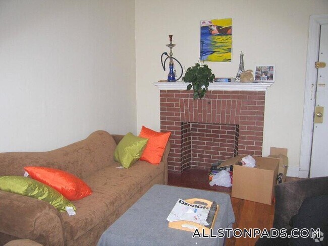 Building Photo - 15 Glenville Ave Rental