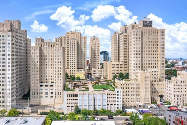 Building Photo - 4 Beacon Way Unit 301