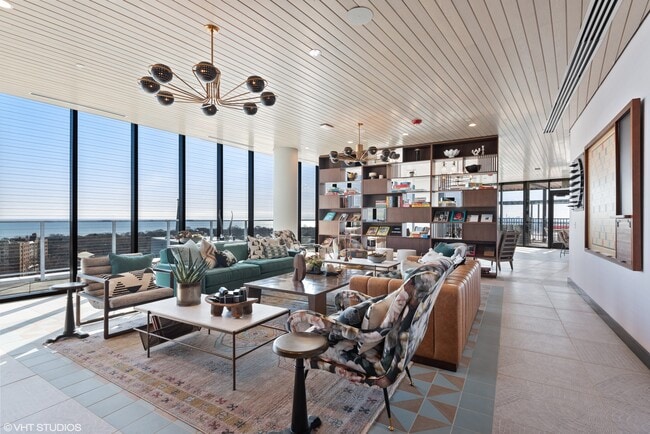 Albion Evanston