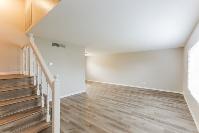 Photo - 2633 W Monte Ave