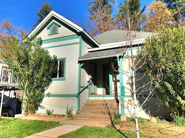 Darling 1-bedroom duplex home near histori... - Darling 1-bedroom duplex home near histori... Unidad 1