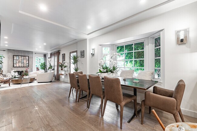 Photo - 1438 San Ysidro Dr Casa