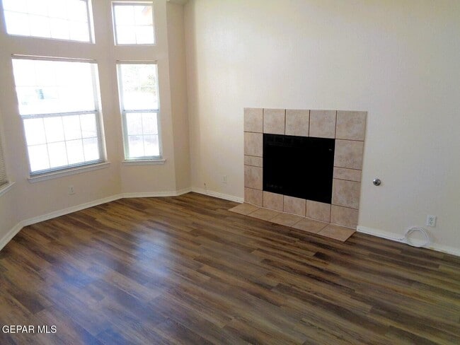 Photo - 7960 Morning Dawn Ave