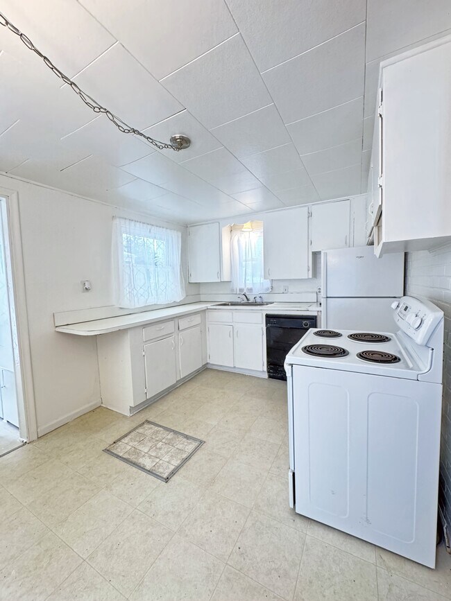 Photo - 7503 Huron Bay Blvd