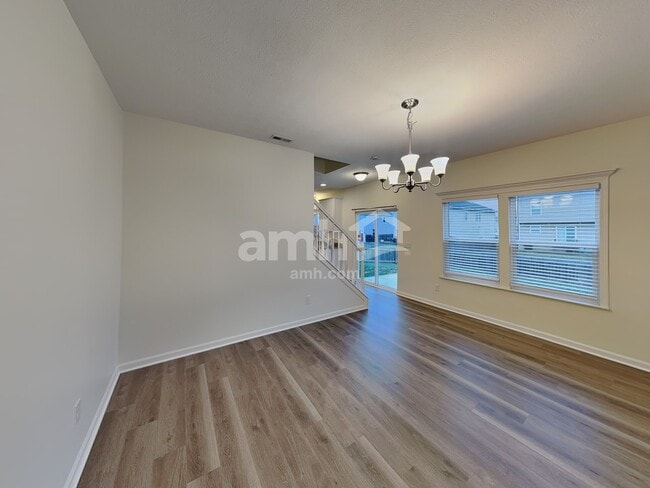 524 Corbel Dr