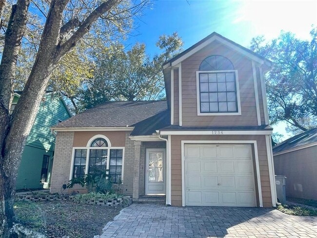 Building Photo - 1234 Crossfield Dr