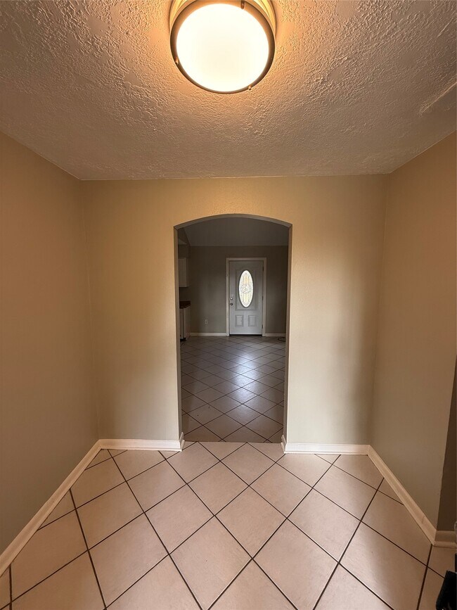 Photo - 5414 Hazel St