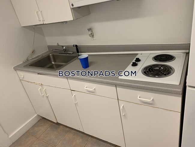 Photo - 91 Westland Ave Apartment Unit 120