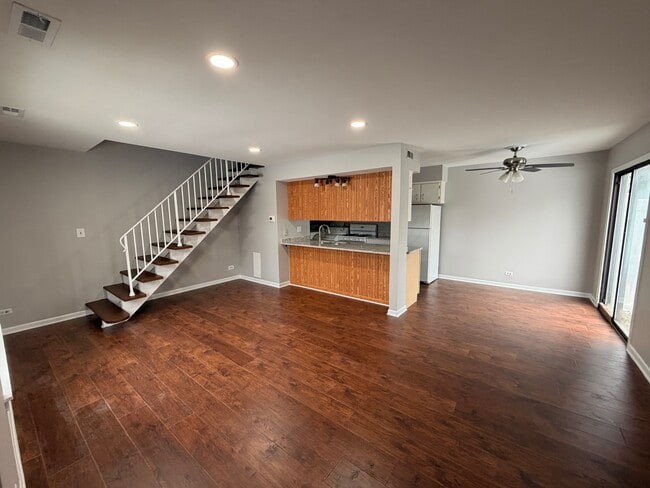 Photo - 1593 Cornell Pl