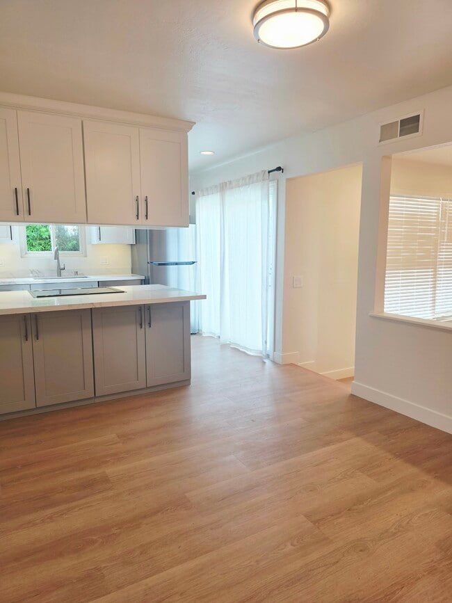 Photo - 39685 Lahana Way